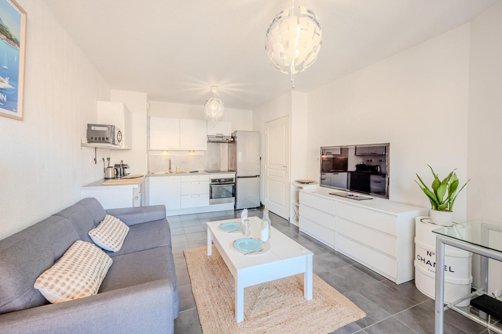 شقة Le Neroli T2 Dernier Etage Avec Terrasse Et Garage تولون المظهر الخارجي الصورة